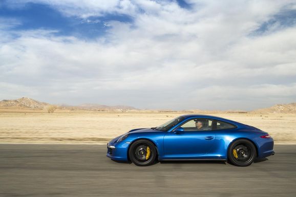 Vi kör Porche 911 Carrera GTS: 