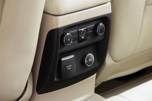 Ny terrängsuv bryter mot Fords regel - drabbar Sverige