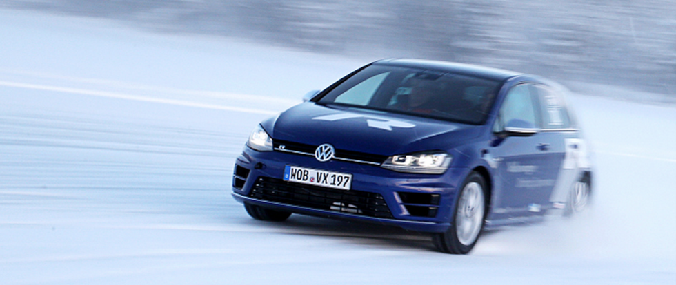 Sportlovskul: Här kan du provköra nya bilar i fjällen