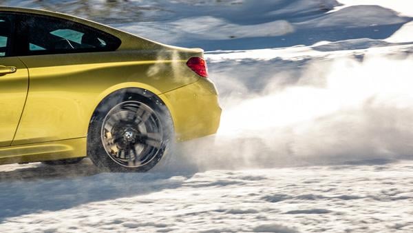 Sportlovskul: Här kan du provköra nya bilar i fjällen