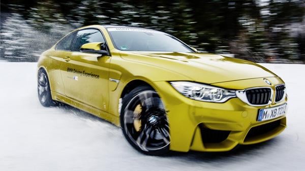 Sportlovskul: Här kan du provköra nya bilar i fjällen