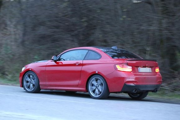 Mystisk testbil från BMW fångad – vad är detta?