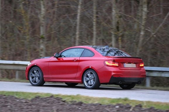 Mystisk testbil från BMW fångad – vad är detta?