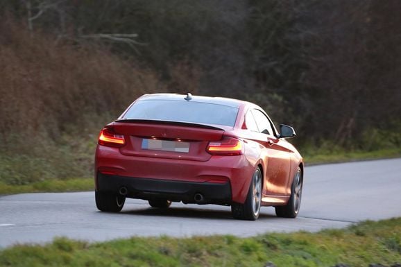 Mystisk testbil från BMW fångad – vad är detta?