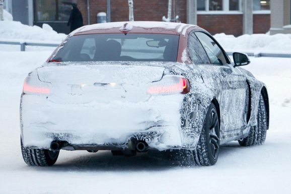 BMW testkör mystisk prototyp på svensk väg