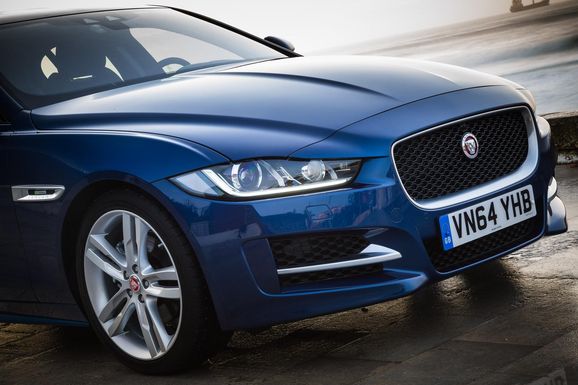 Vi provkör Jaguar XE: 