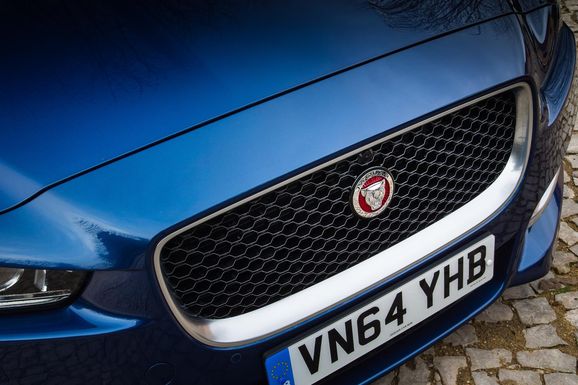 Vi provkör Jaguar XE: 