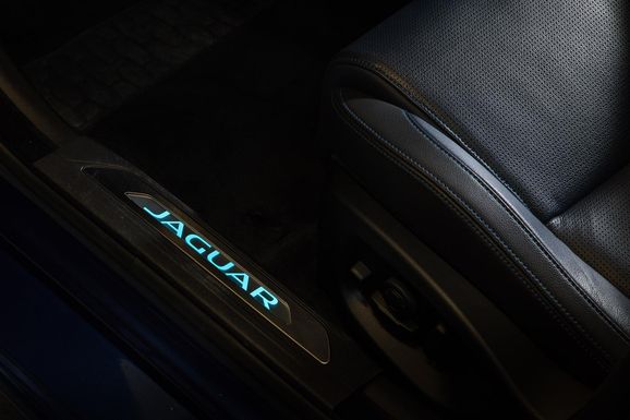 Vi provkör Jaguar XE: 