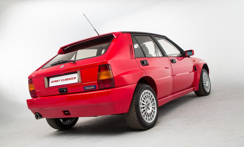 Bilsäljaren som lockar med fantastiska 80-talsklassiker