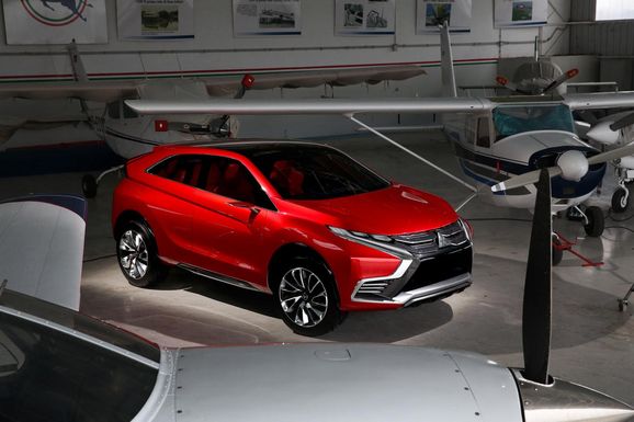 Mitsubishi XR-PHEV II är snyggare och sportigare än Outlander
