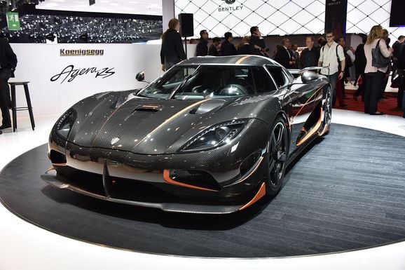 Koenigsegg Agera RS – racebil med regplåt