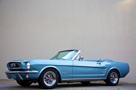 Klassisk Mustang – nybyggd med modern teknik