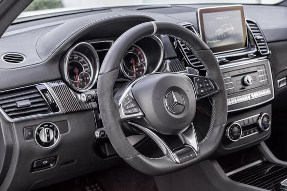 Glöm M-klass – nu byter den namn till Mercedes GLE