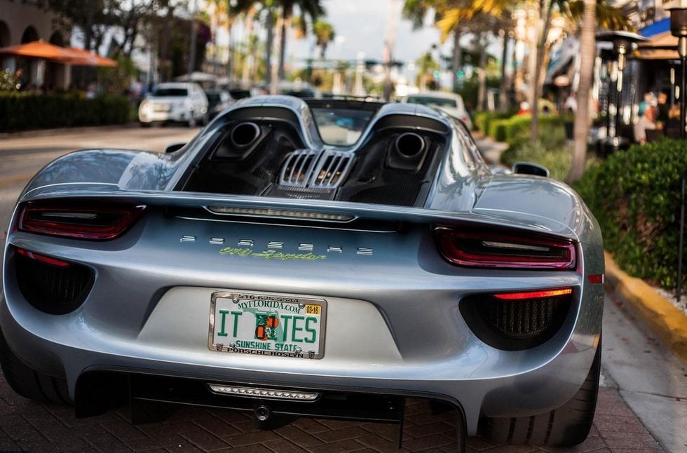 Världens tuffaste mormor – vad säger Zlatan?