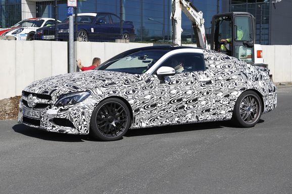Mercedes-AMG C 63 – blir den snyggare som coupé?