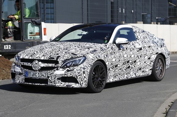 Mercedes-AMG C 63 – blir den snyggare som coupé?