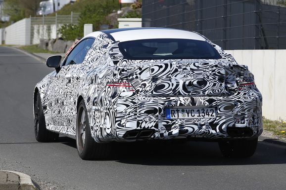 Mercedes-AMG C 63 – blir den snyggare som coupé?