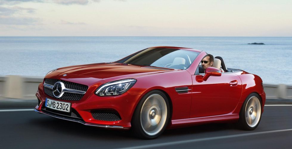 Kolla in Mercedes läckra modelloffensiv