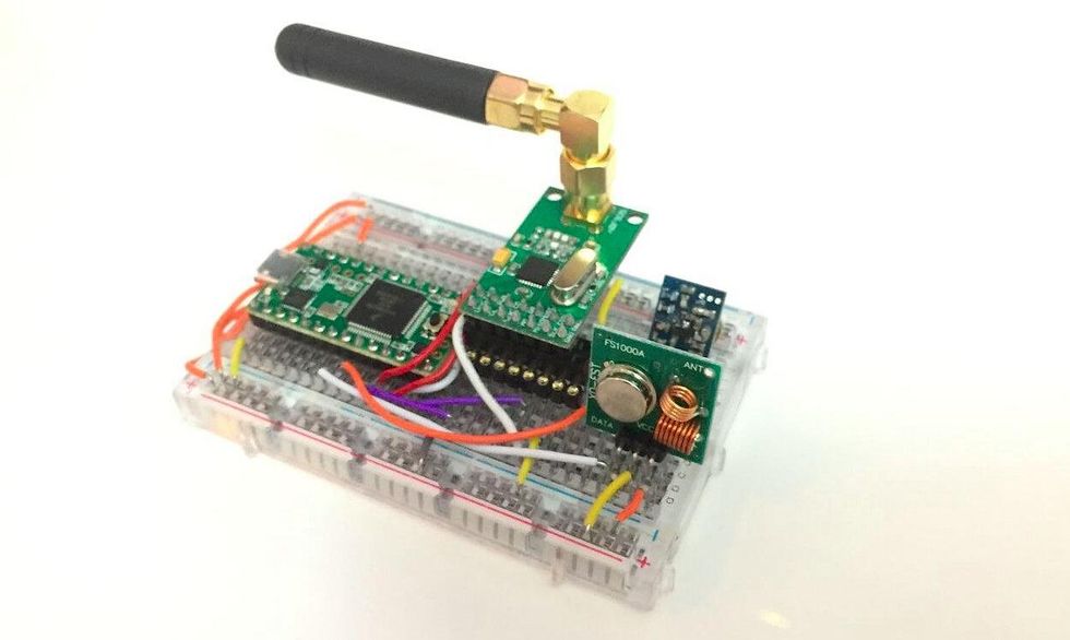 Tjuvarnas nya favorit – låser upp din bil sekundsnabbt