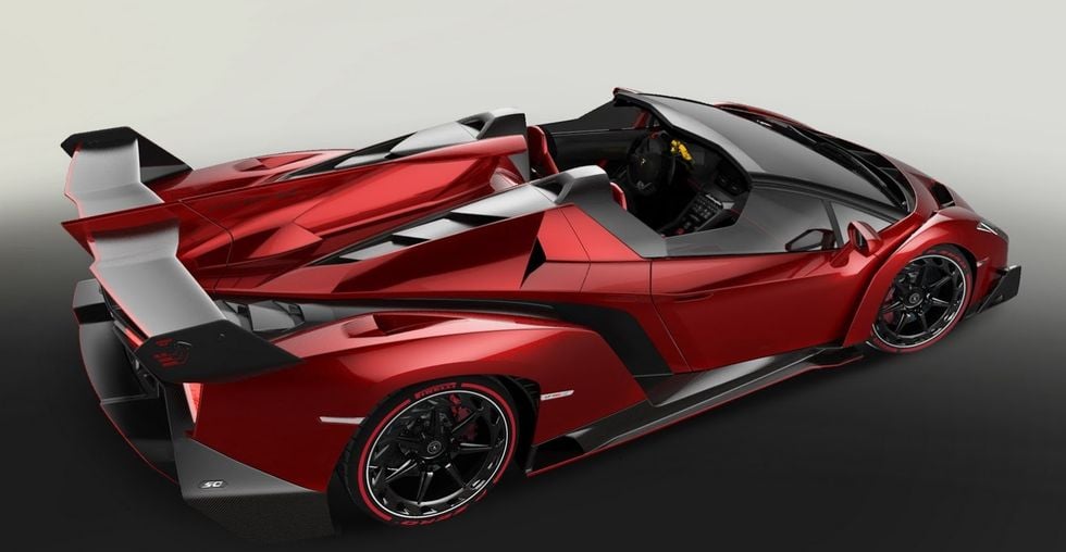 Lamborghini Veneno tappar taket