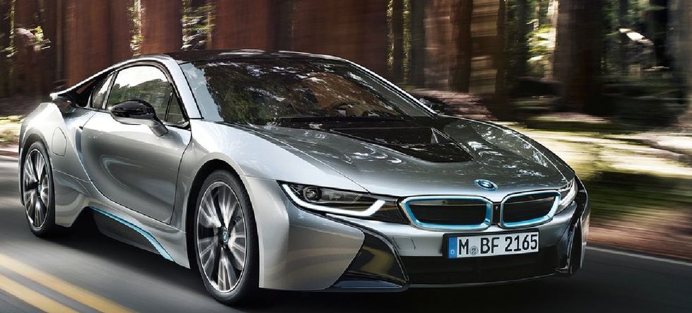 BMW gör en Tesla med nya i5