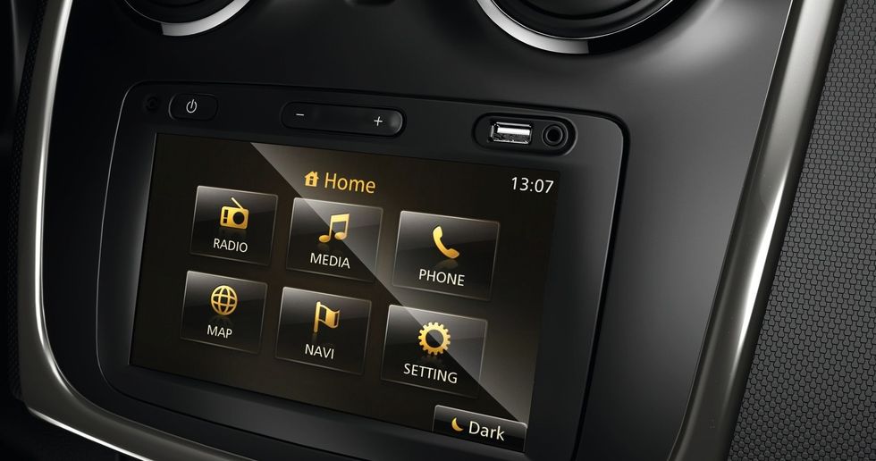 Fler bilar får pekskärm – trots problemen