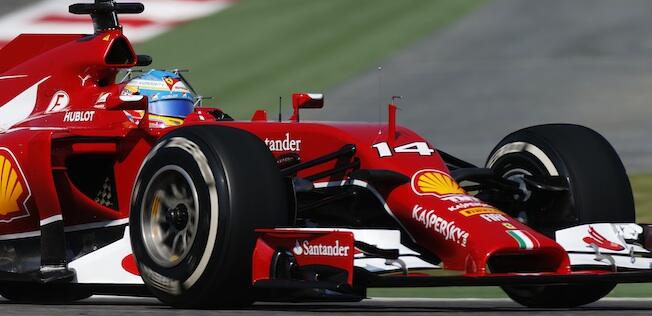 F1: Hamilton jagar Rosberg