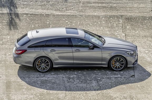 Många tekniknyheter i ansiktslyft Mercedes CLS