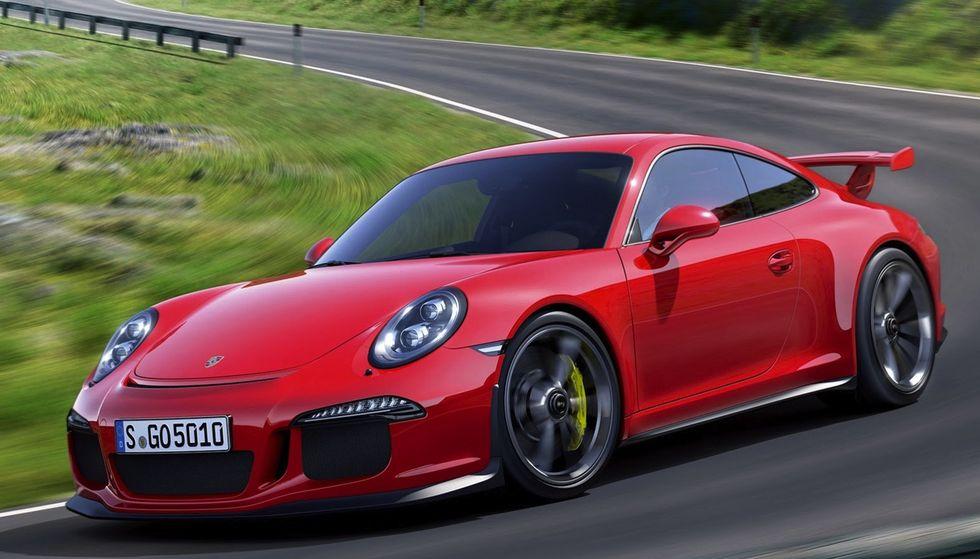 Nya rykten om Porsche 988 – superbilen som slår Ferrari