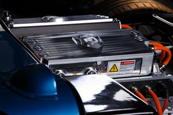 Ny muskelbil från USA –  men utan V8-motor!