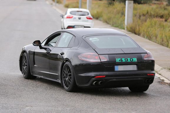 Bästa spionbilderna hittills på nya Porsche Panamera