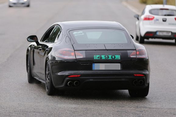 Bästa spionbilderna hittills på nya Porsche Panamera