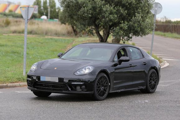 Bästa spionbilderna hittills på nya Porsche Panamera