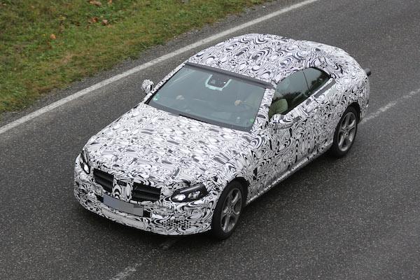 Här smyger Mercedes med en ny cab