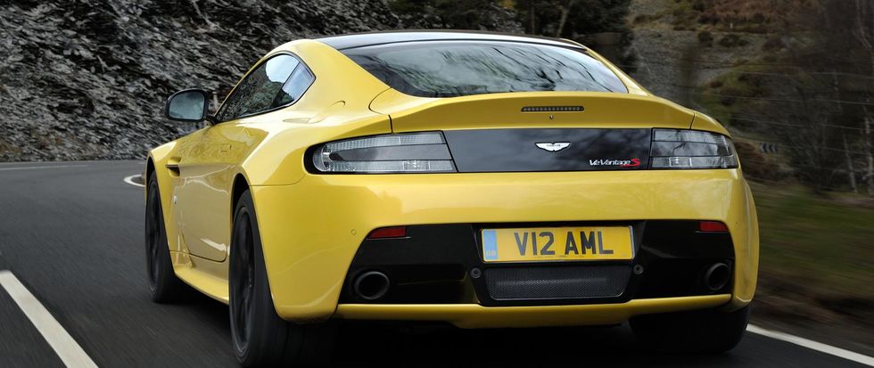 Därför återkallar Aston Martin 18.000 bilar