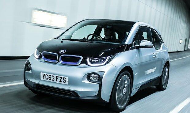 Här är finalisterna som kan bli årets bil i världen