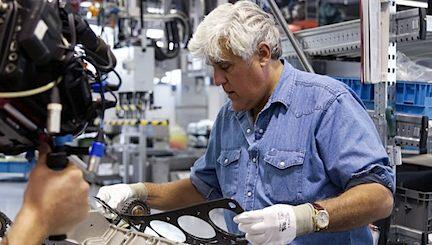 Jay Leno provkör nya VW Beetle - världspremiär