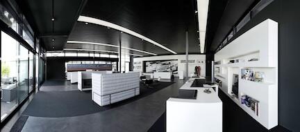 BILDFROSSERI: Välkommen in i AMG-loungen