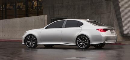 Lexus lanserar LF-A Roadster och helt ny GS