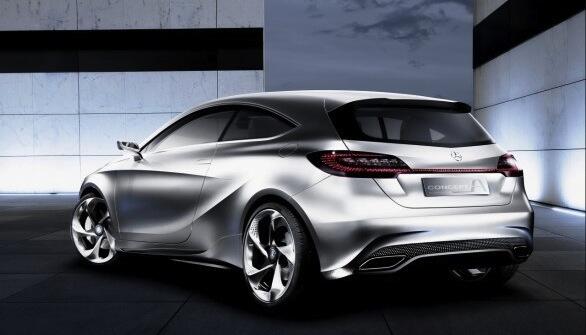 Mercedes A-klass styrs med din smartphone