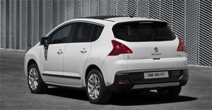 PROVKÖRD: Peugeot 3008 Hybrid4