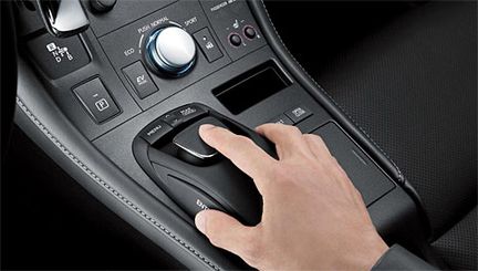 Lexus CT 200h - officiella bilder