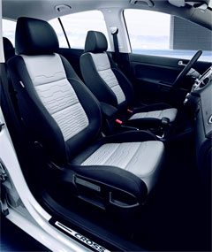 VW Golf blir låtsas-suv