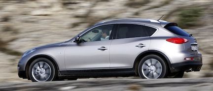 Infiniti kompletterar med ny V6-diesel