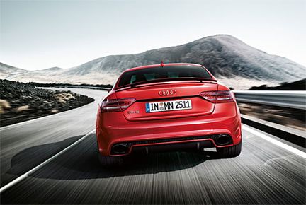 Audi RS5 - med högvarvig 450 hk V8