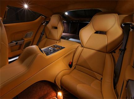 Aston Rapide: Exklusiv
