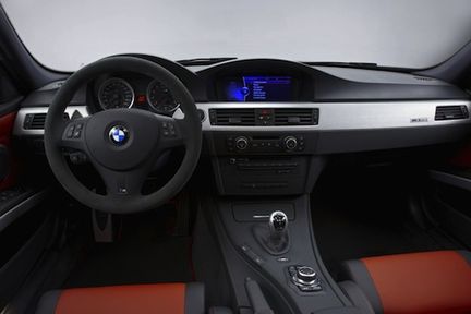 BMW släpper kolfiberstinna M3 CRT