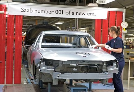 Saab börjar bygga bilar igen