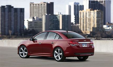 Chevrolet Cruze nyheter: Eco och RS