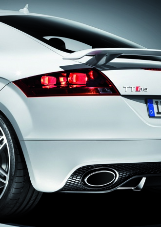 Fler bilder på Audi TT RS - helt naken!